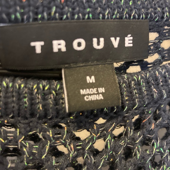 Trouvé mesh sweater with sparkly threads EUC - Picture 3 of 4